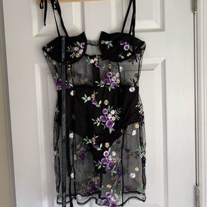 Black mesh floral embroidered strap bobycon dress